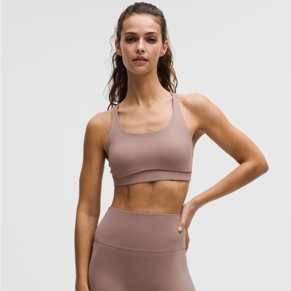 lululemon sz M Energy Longline Bra Medium Support, B-D Cups Evolve